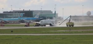 Read more about the article WestJet Flight Sparks Emergency Evacuation at Vancouver Airport After Engine Fire