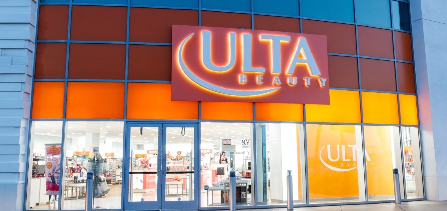 You are currently viewing Ulta Beauty Shines with Strong Sales, Raises Full-Year Outlook