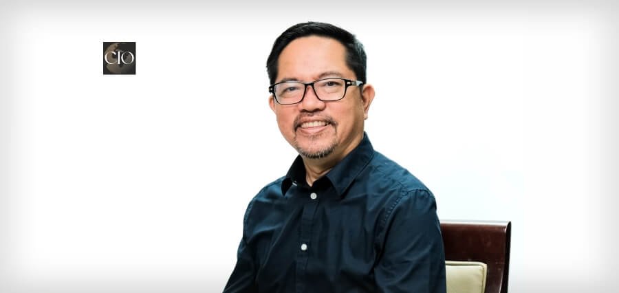 You are currently viewing The Tech Steward: Frank Vibar’s Leadership Journey to Humanize Innovation