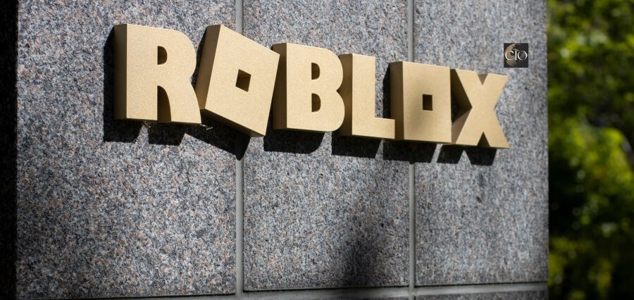 You are currently viewing Roblox’s New “Build” Tool Brings AI Game Creation to Mobile